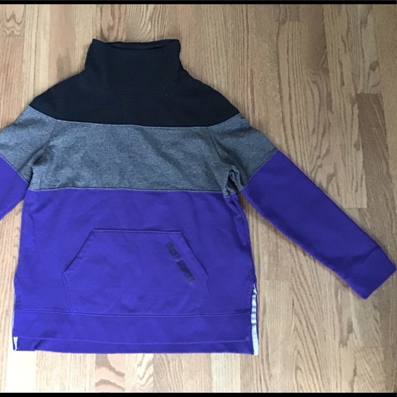 Under Armor funnel neck sweatshirt - Picture 2 of 3